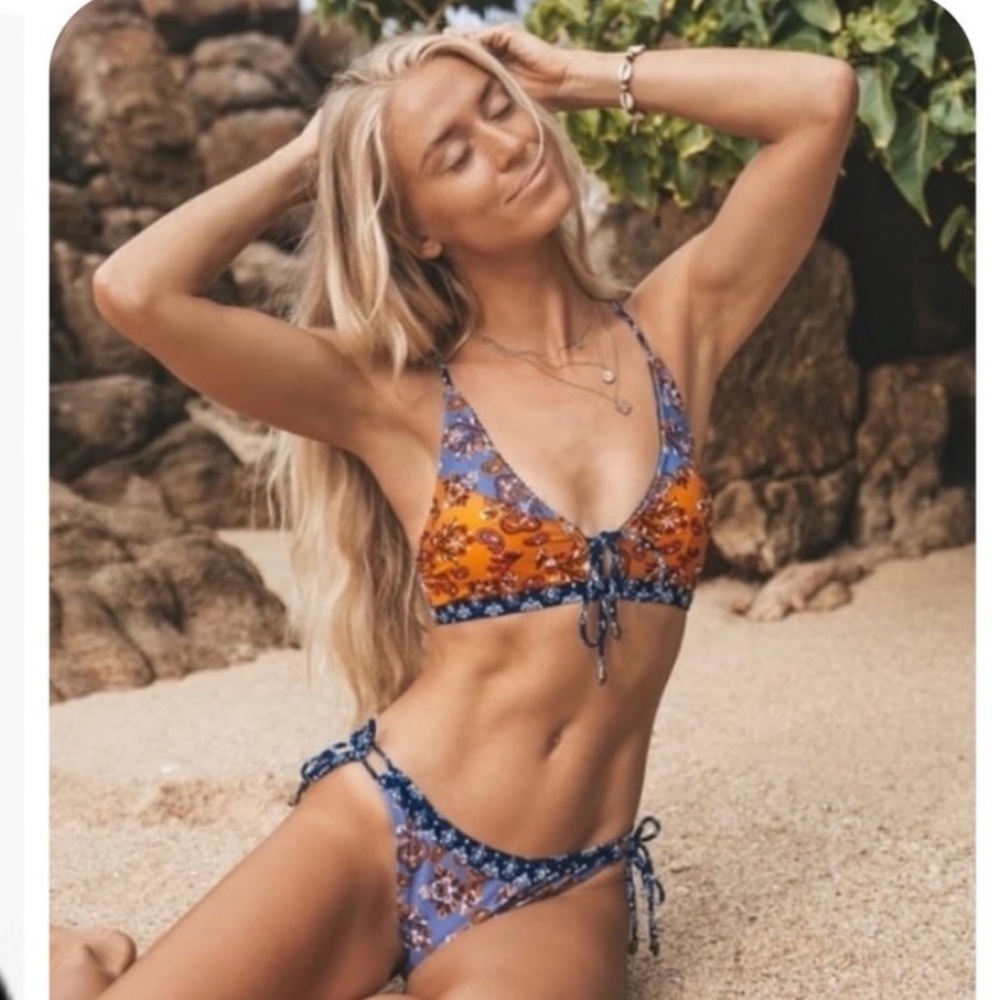 BNWT Cupshe Prague Encounter Bikini Set Paisley Print Sz Small